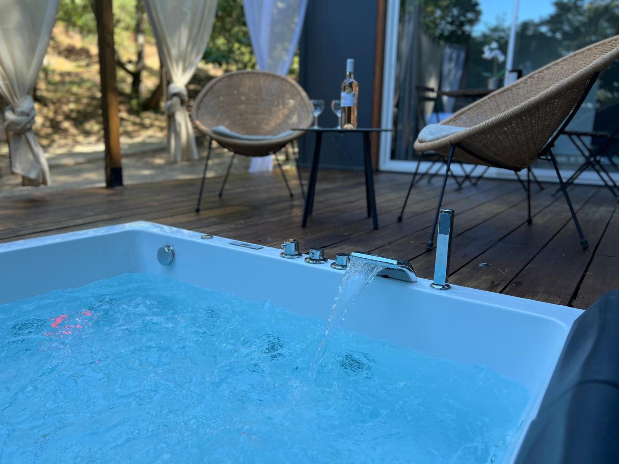 Superbe Cabane Jacuzzi Jardin Clim Wifi Parking Meyreuil Bagian luar foto